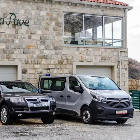 فيلة Elegant In With Private Pool Dubravka