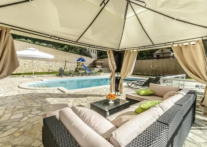 Elegant In With Private Pool * Dubravka