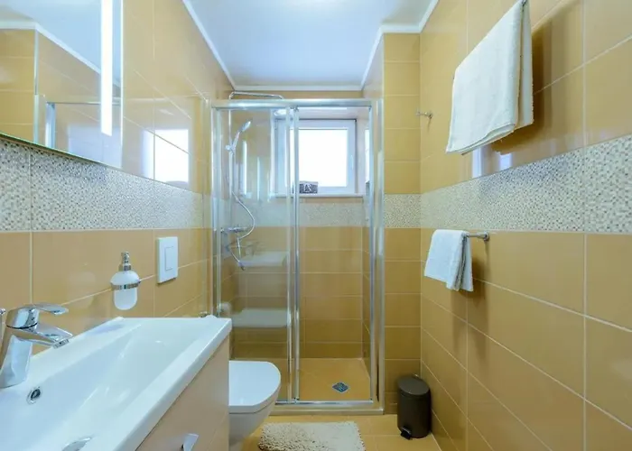 Elegant In With Private Pool * Dubravka