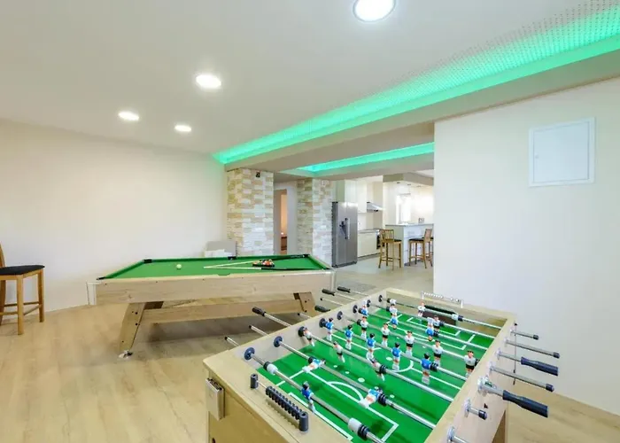 فيلة Elegant In With Private Pool *