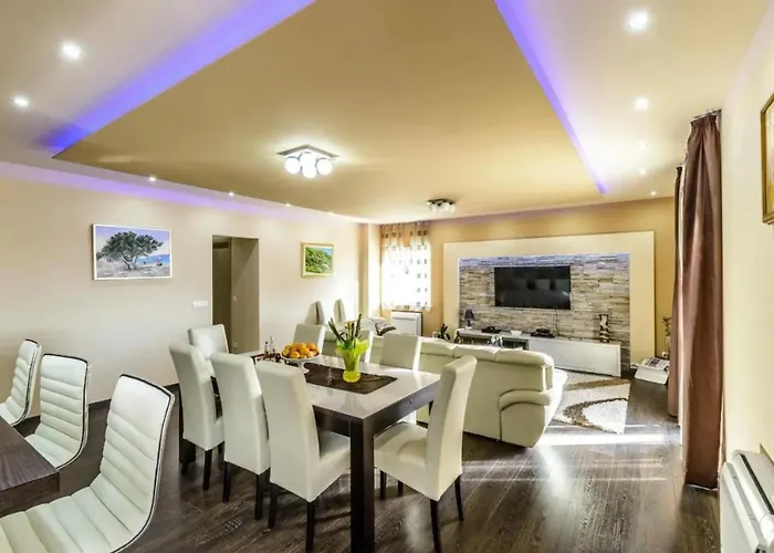 Elegant In With Private Pool Villa Dubravka