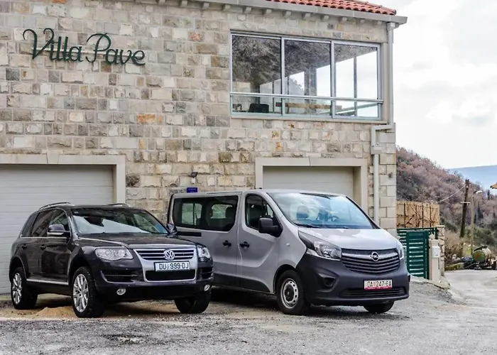 فيلة Elegant In With Private Pool Dubravka